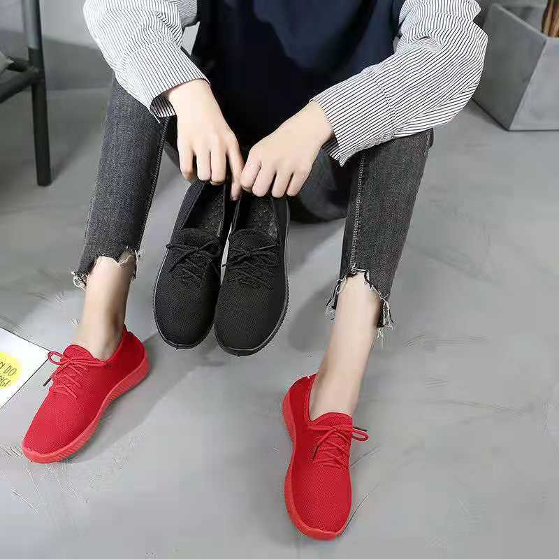 New Old Beijing Cloth Shoes Women's Mother Work Shoes All-Match Women's Soft Bottom Breathable Walking Casual Sneaker Wholesale