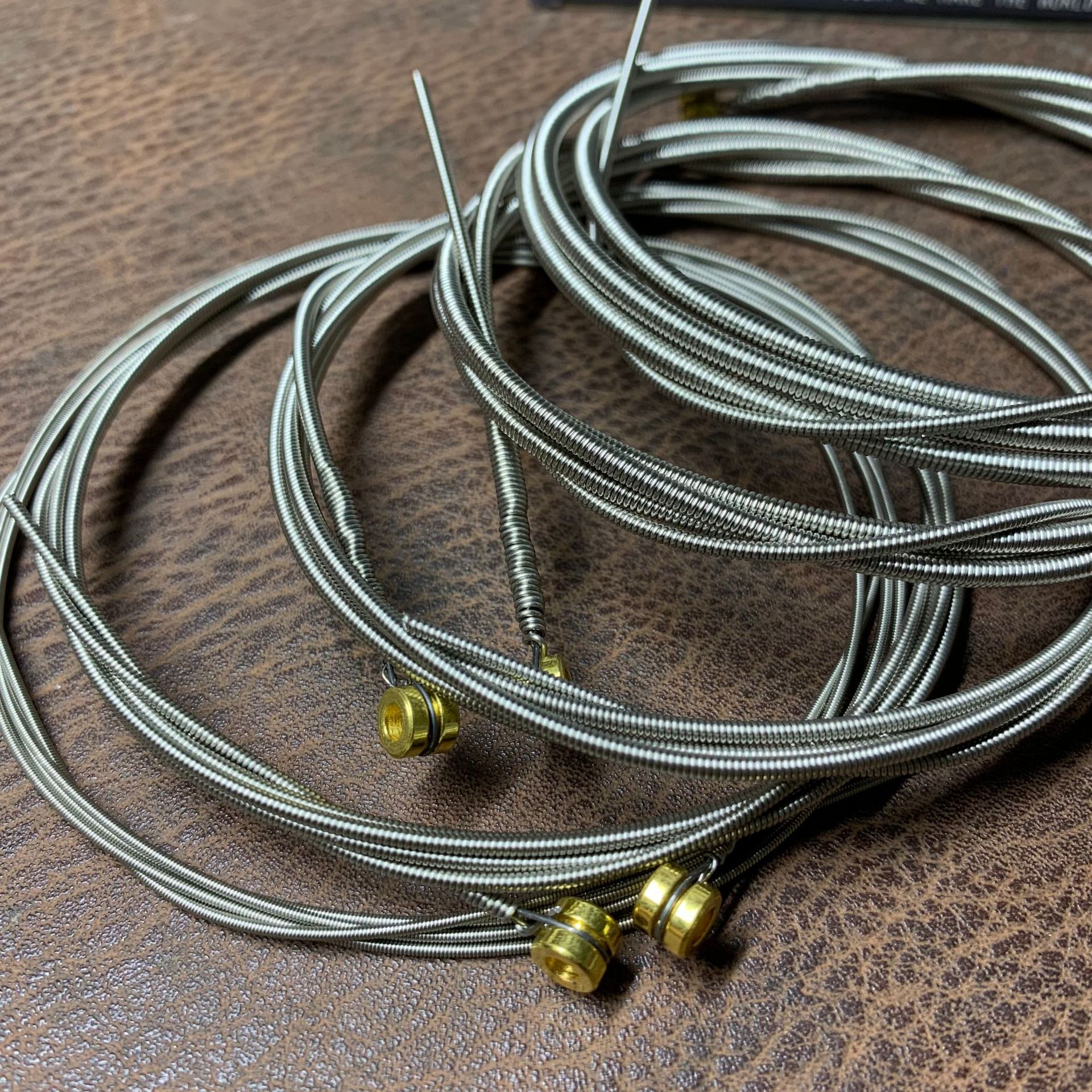 铝箔袋装金豆贝斯弦 电贝司5弦 散装贝斯弦 袋装贝斯弦