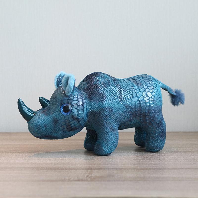 地摊夜市现货夏季新款儿童节礼物仿真犀牛家居装饰摆件玩偶公仔