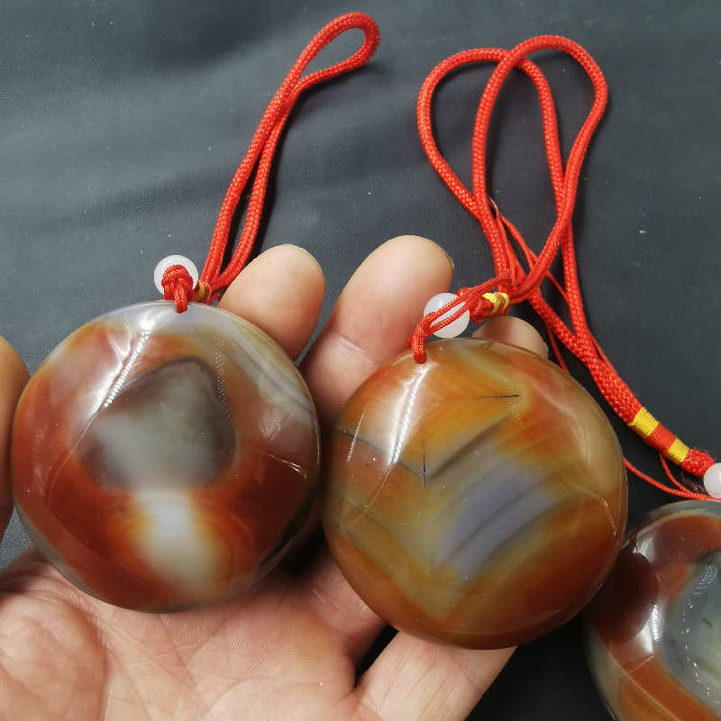 玛瑙水胆玉石手把件红 玛瑙玉石把玩件男女式随形玉器工艺品把件