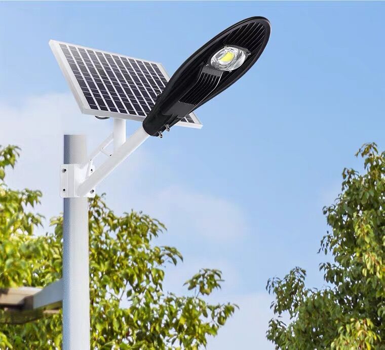 led太阳能路灯宝剑路灯头20w50w100w防水庭院灯厂家直销
