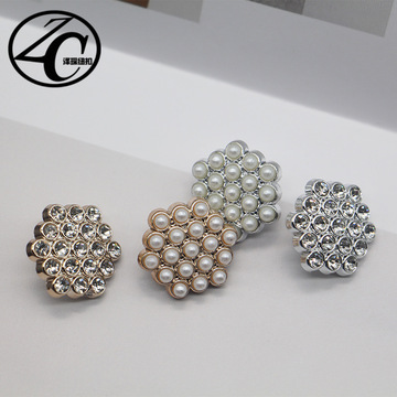 塑料五角星水钻纽扣小香风外套西服大衣毛衣开衫装饰扣手缝珍珠扣