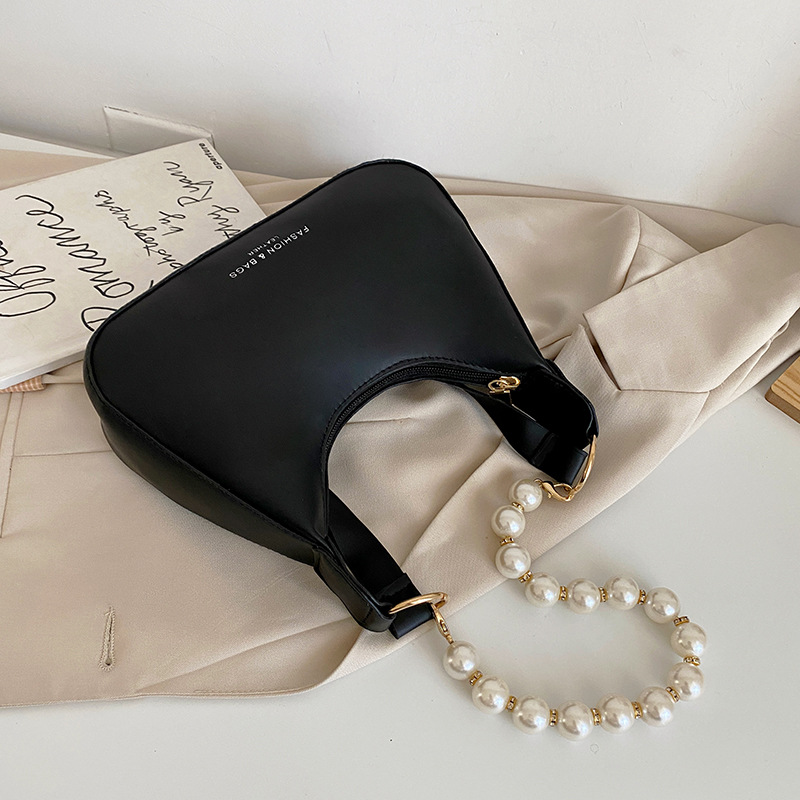 Underarm Bag Women's Pearl Bag Summer 2021 New Fashion Handbag French Simple Casual Shoulder Baguette Bag