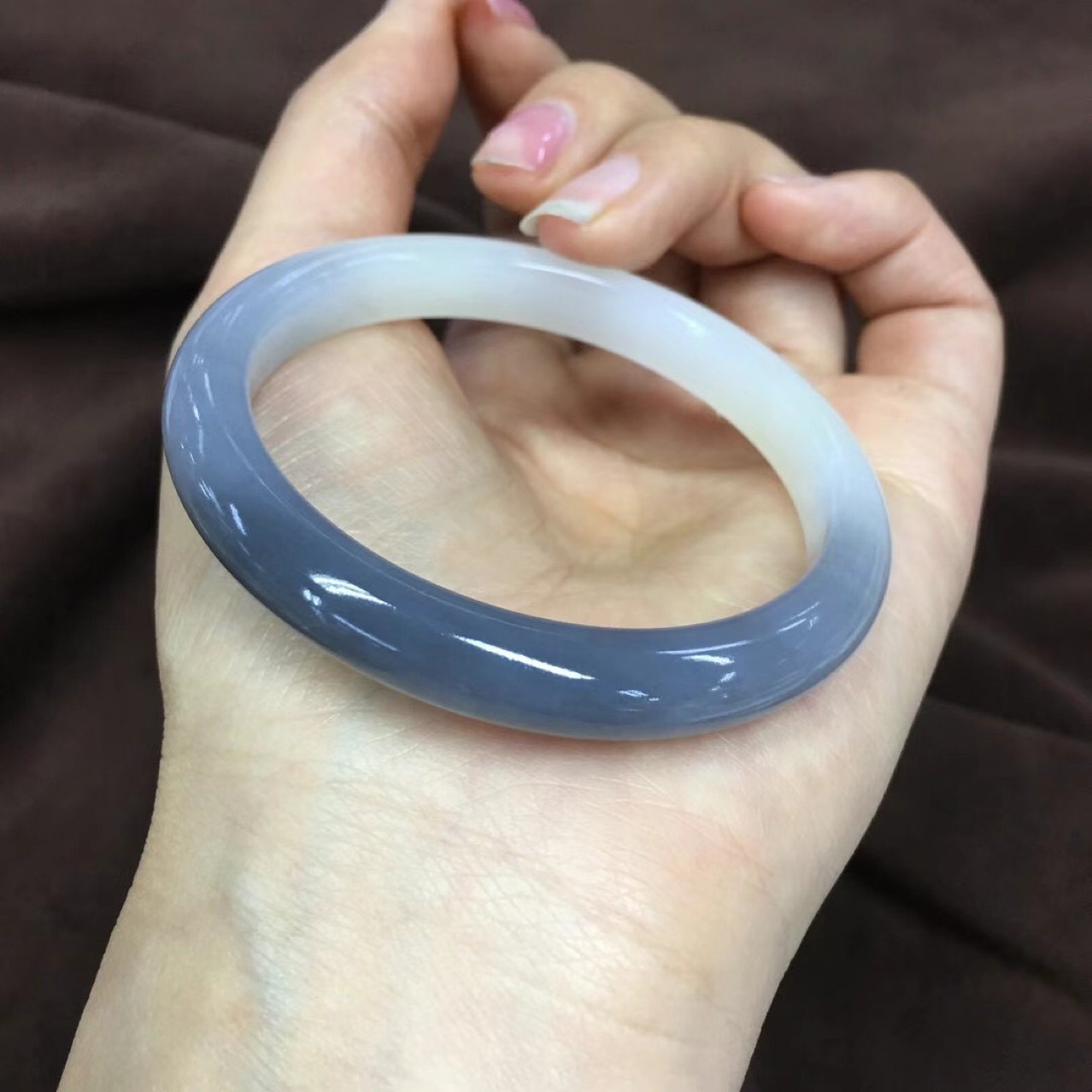 新疆和田玉优质特色款紫韵紫罗兰玉石手镯带证书终生保真