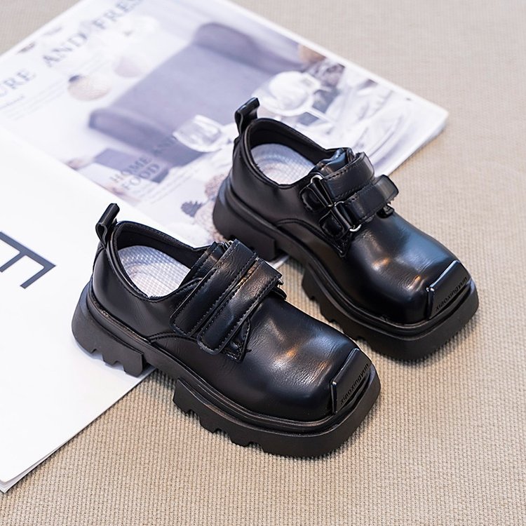 女童皮鞋2024秋冬新款儿童乐福鞋女孩软底中大童学生时尚公主单鞋