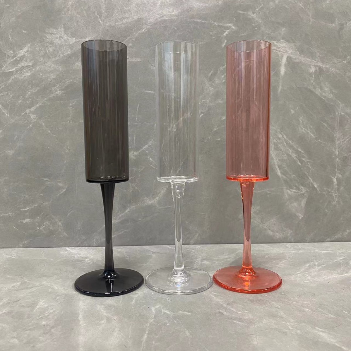 跨境亚克力高透塑料杯 高脚杯香槟杯 酒杯高级感变色鸡尾酒杯