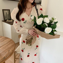 韩国chic春季法式复古V领单排扣系带收腰显瘦玫瑰碎花连衣裙女