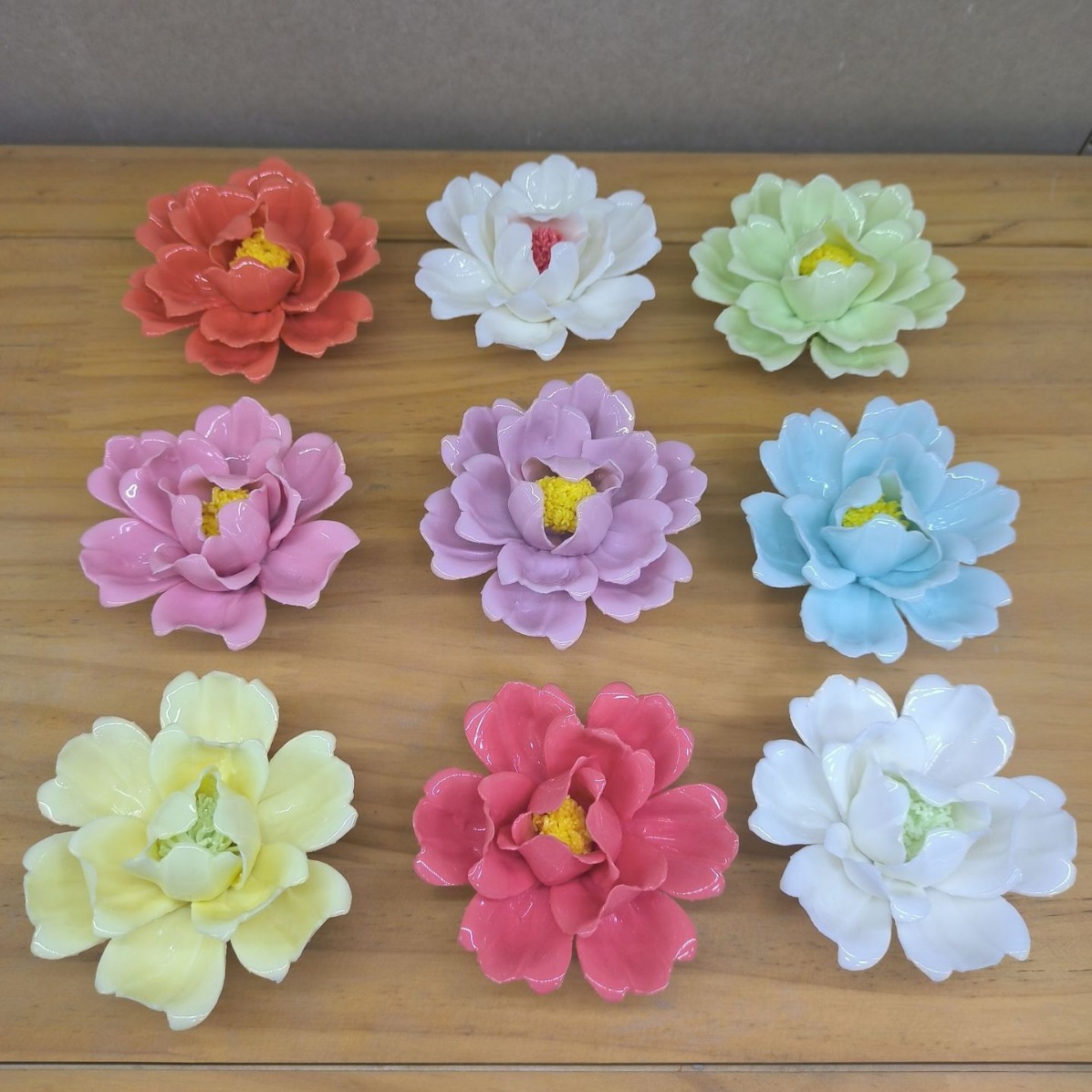 新品上市陶瓷手捏花手工制作山茶花工艺品摆件居家装饰品(带杆)