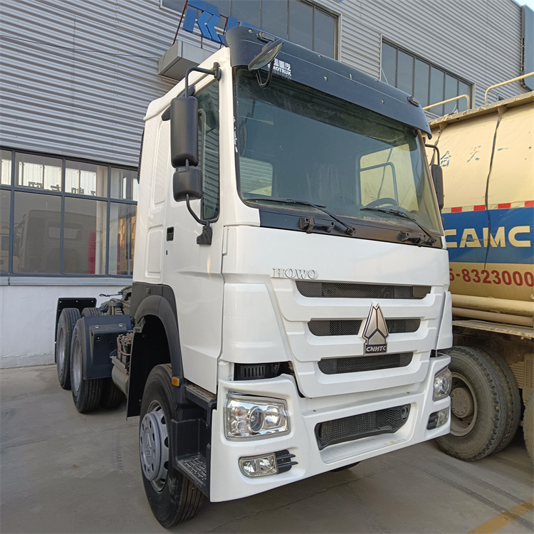 二手10轮牵引车头 二手豪沃卡车头 371马力重型货物拖车头 出口