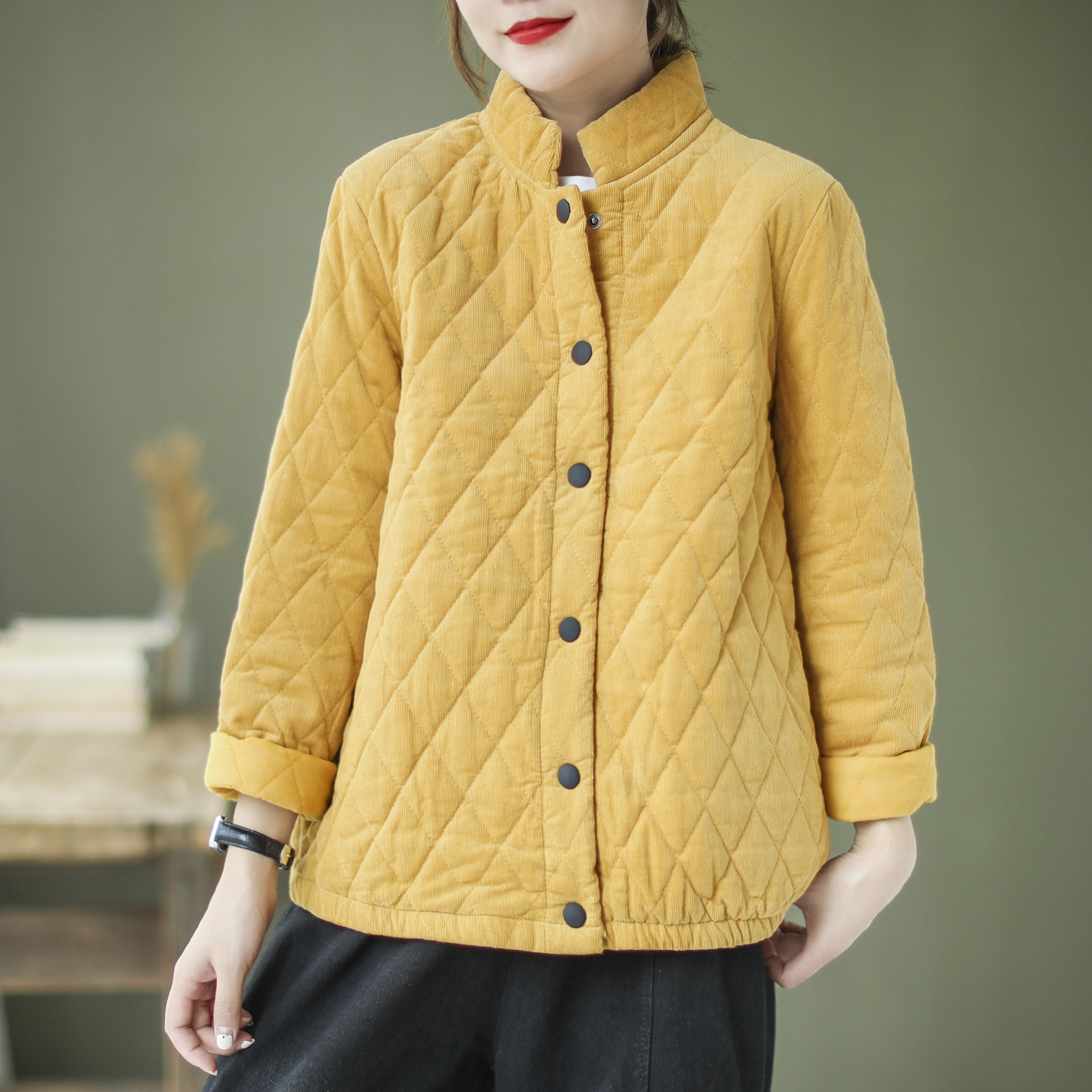 2021秋冬新款灯芯绒加棉棉服女复古菱形立领休闲短款棉衣外套6色