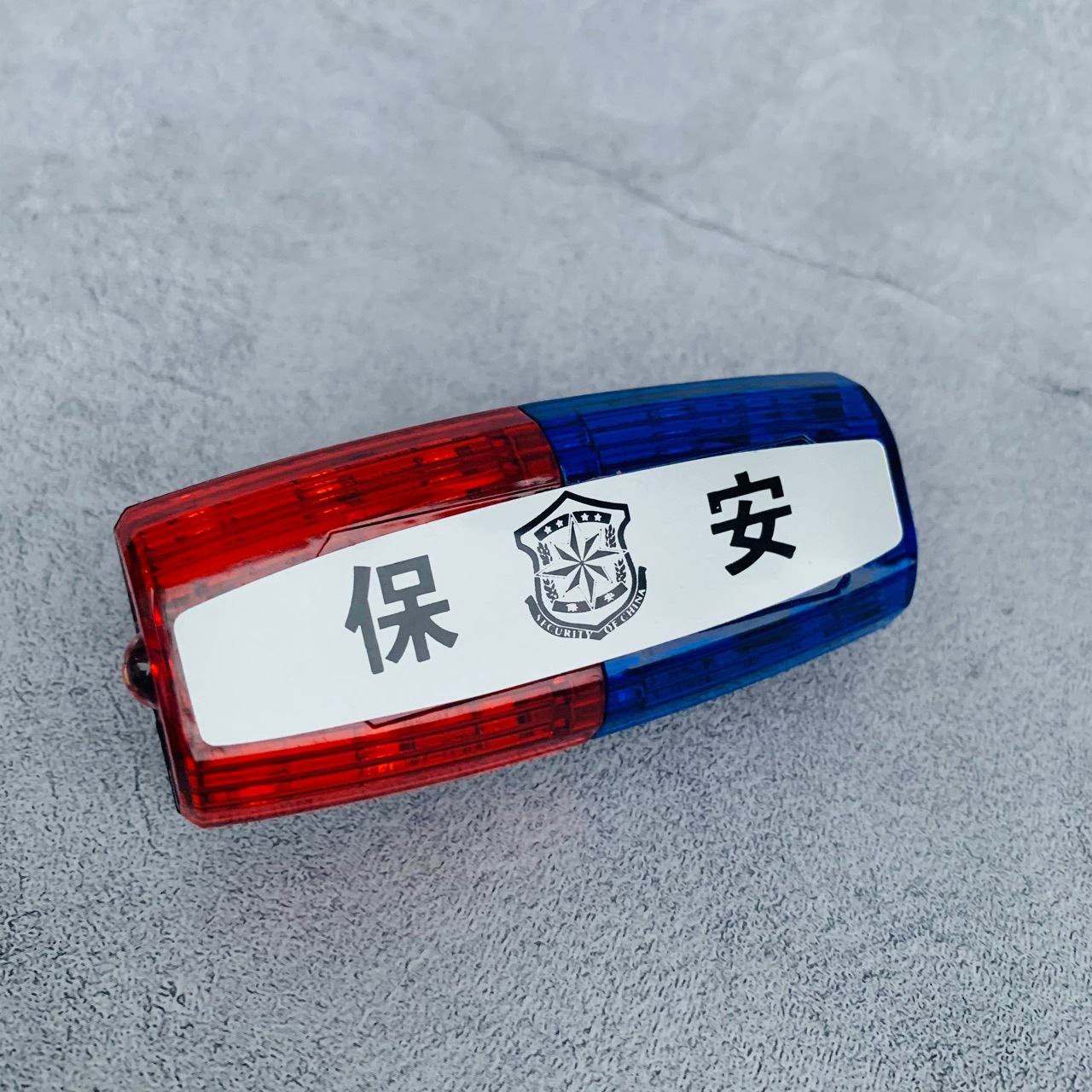 肩灯充电肩闪灯警示爆闪灯红蓝信号灯保安肩膀灯执勤闪光灯全夜间