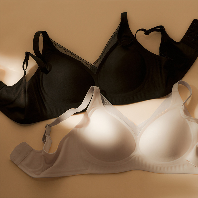 桑蚕丝养护立体果冻文胸无痕无钢圈内衣轻薄舒适可调节细肩带文胸