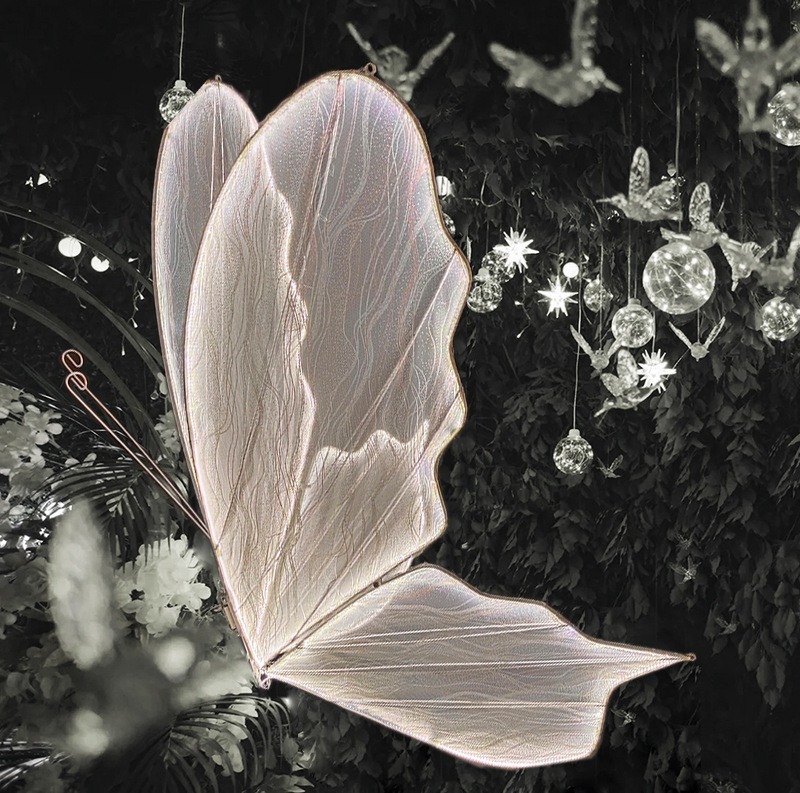 新款婚庆道具布置铁艺发光蝴蝶吊顶翅膀挂件吊顶迎宾区摆件道具