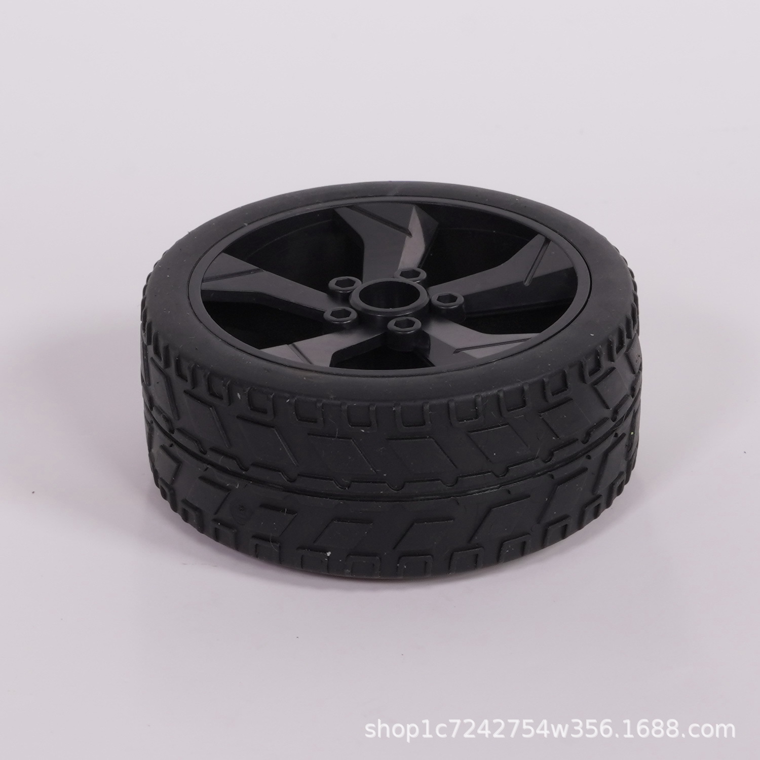 通用竟赛级耐用型优质粗纹防滑大摩擦力tpr包注轮子 65mm橡胶轮