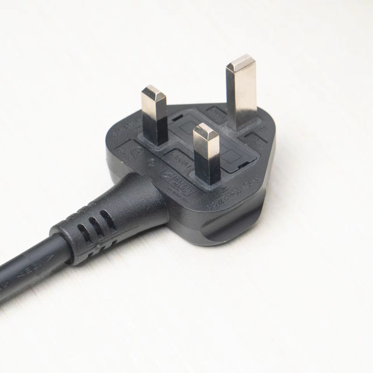 英国三插电源线大英式插头线英规插头英标bs插头英制带保险管