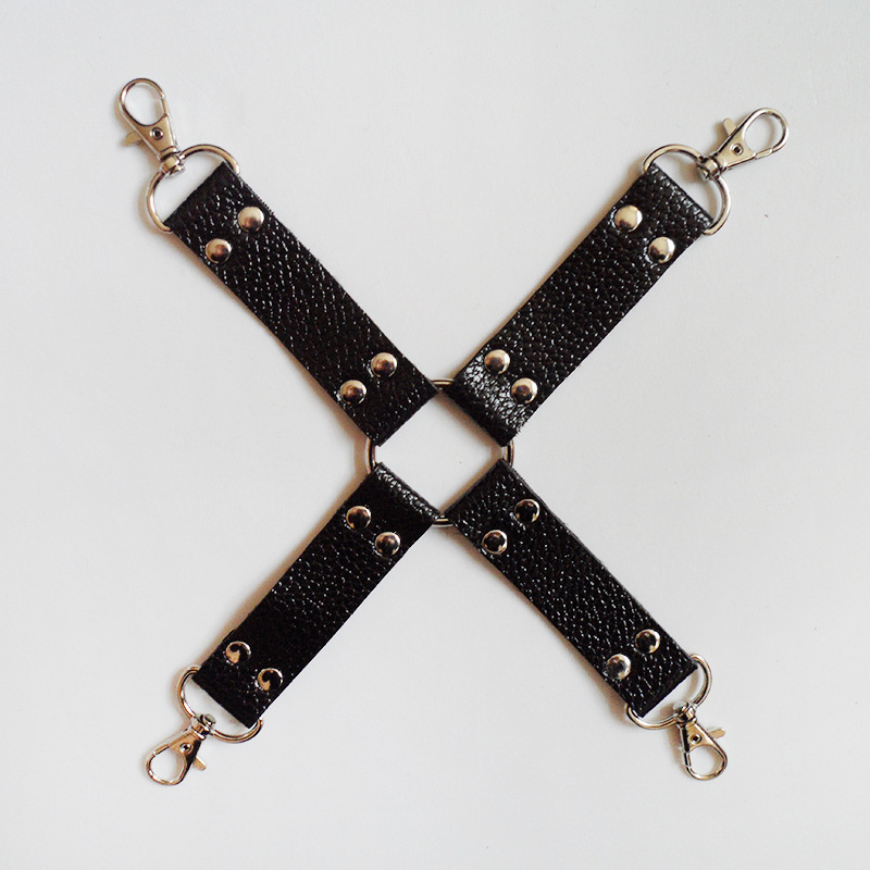情趣性用品女用捆绑束缚带 十字扣手脚铐配件 女奴调教另类刑具