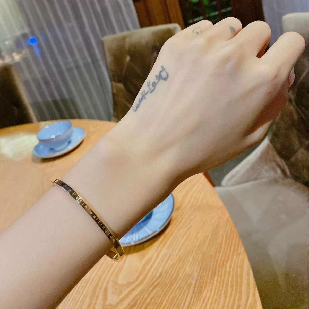 danlblweltington新款dw手镯经典款男女情侣款开口手环情人节礼物