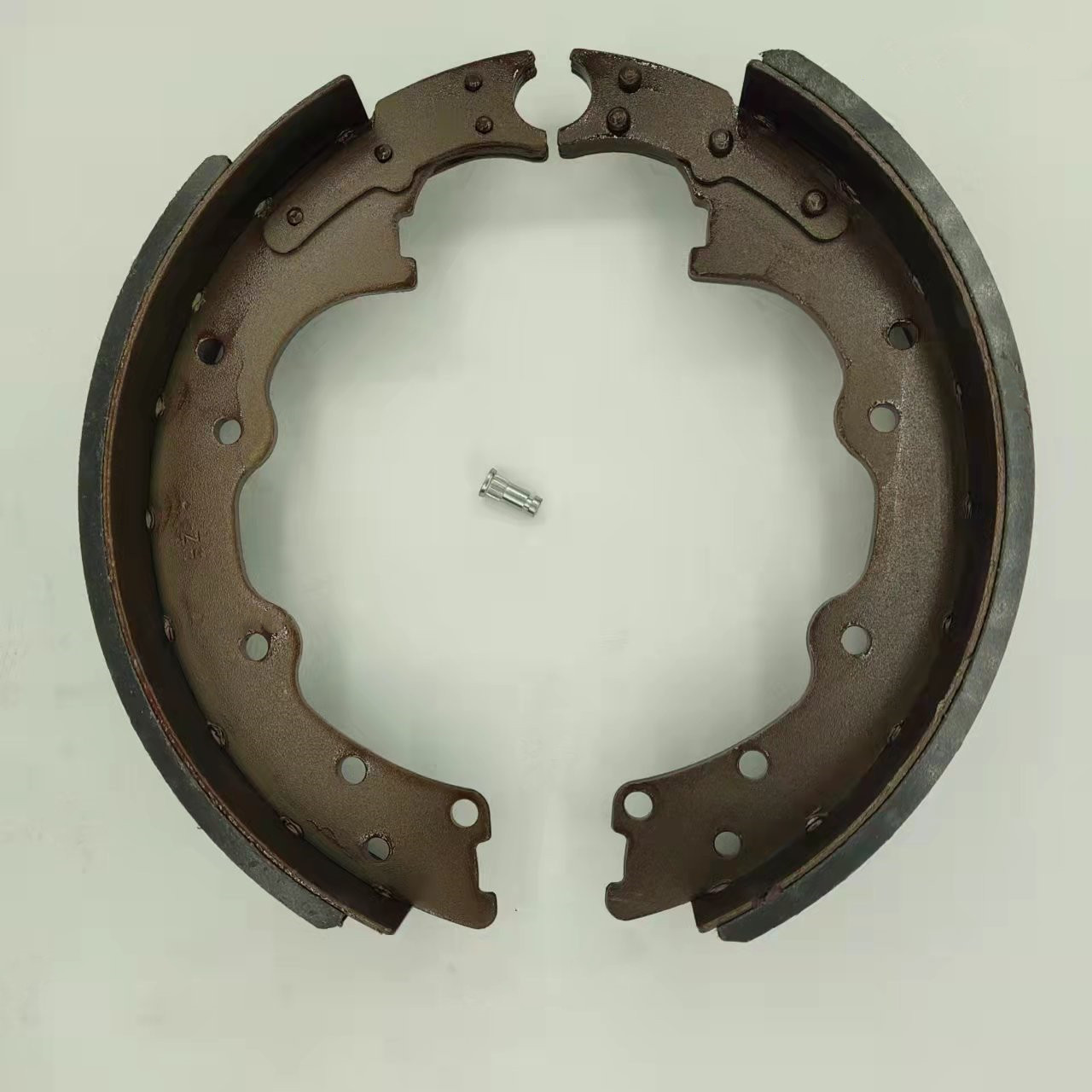 厂家生产 轻卡刹车蹄北京130,130自调 五十铃 鼓式刹车片总成