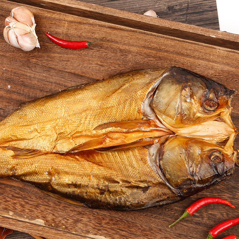 湖南特产腌制腊鱼腊鲢鱼整条装烟熏鲢鱼条餐饮食材量大价优