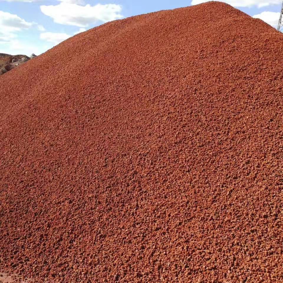 矿山批发红色火山石 多孔火山石 各种型号火山岩 陶粒火山岩