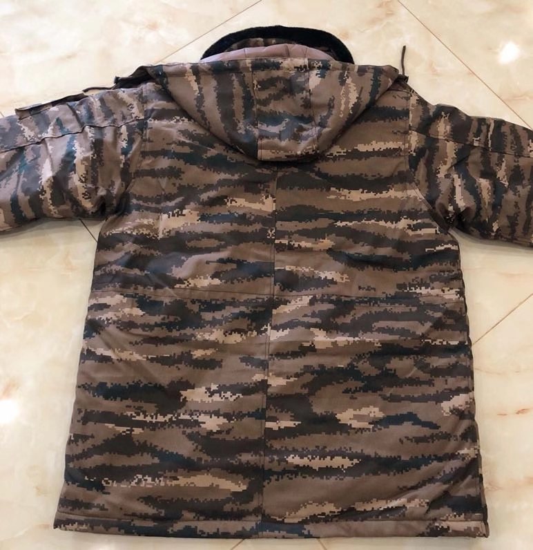 虎斑迷彩大衣男冬季防寒保暖加厚防水棉袄军迷彩大衣