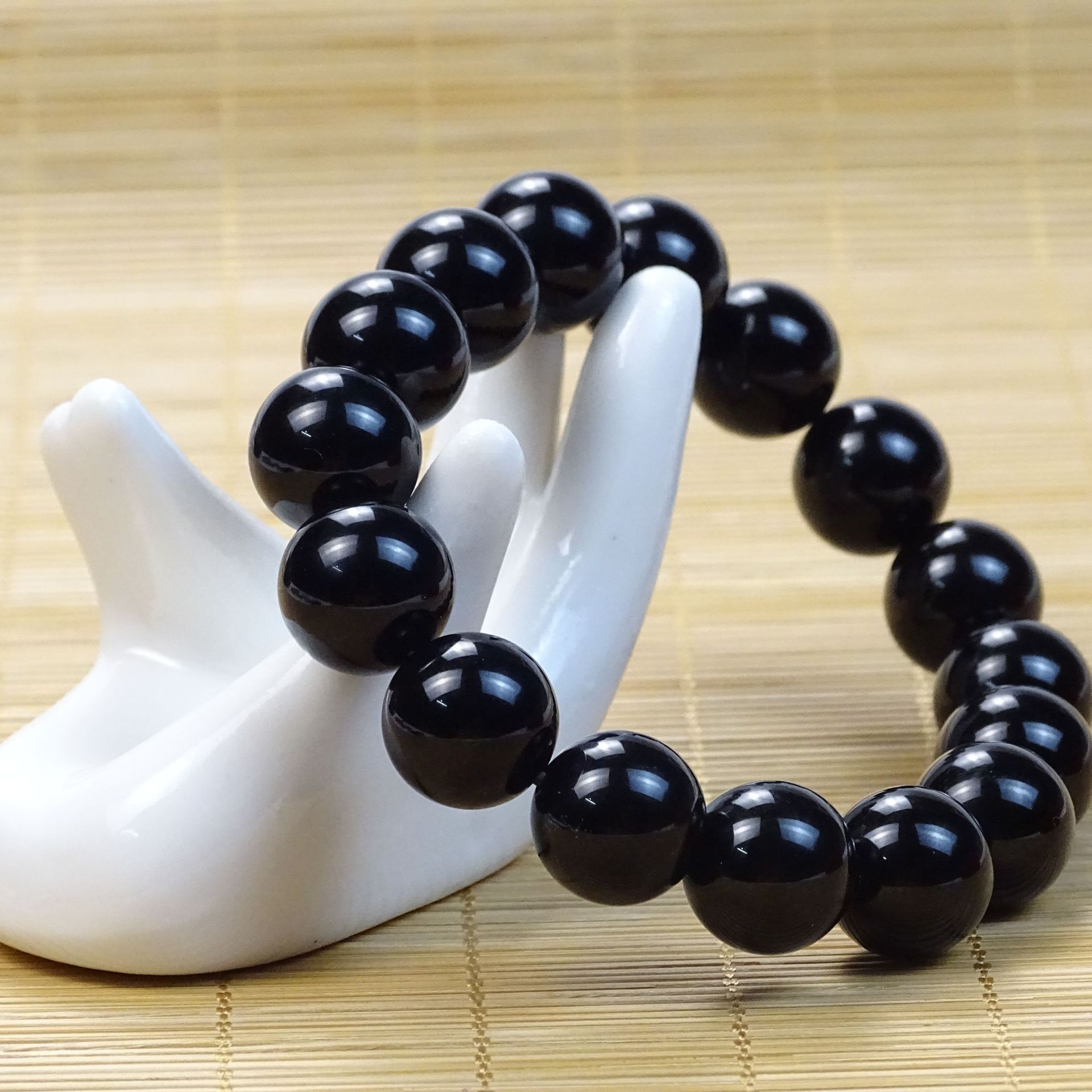 厂家直供天然乌金黑曜石手链男手串女黑曜石佛珠情侣款水晶饰品