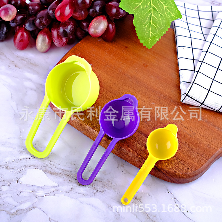 6-Piece Rainbow Plastic Measuring Cups and Spoon Baking Tool Six-Piece Set Measuring Spoon Seasoning Spoon