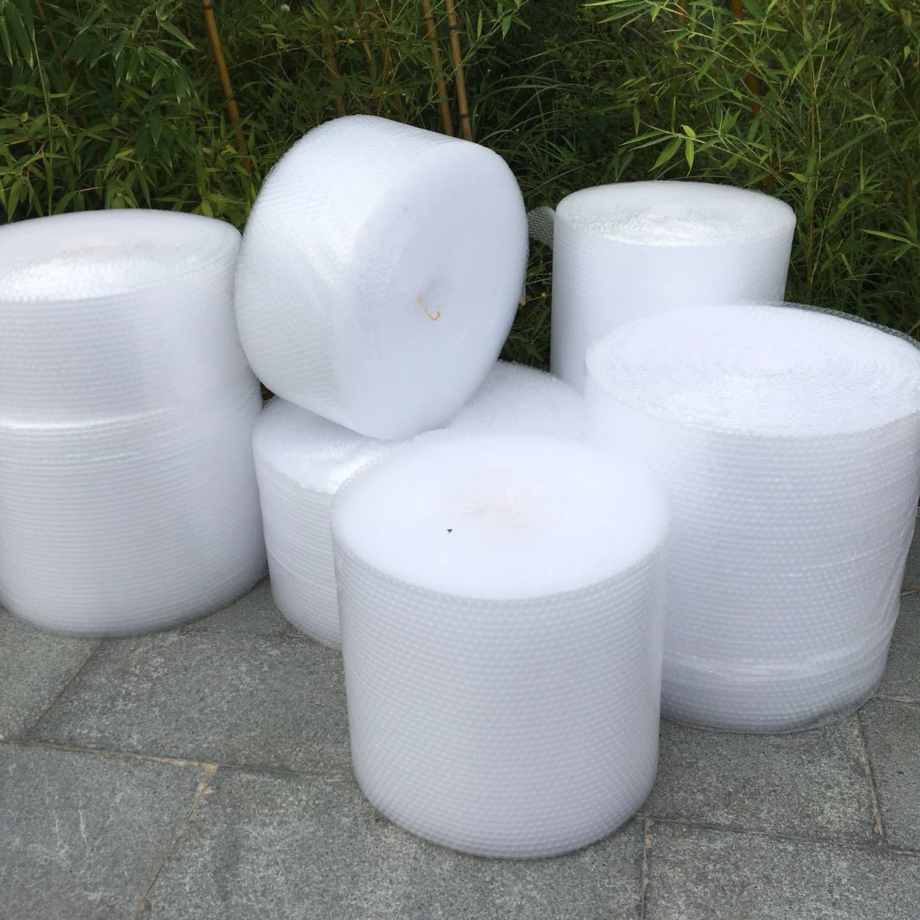 加厚中厚气泡膜沫快递打包搬古玩防撞摔防碎抗震缓冲保护垫纸