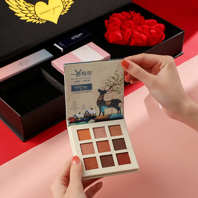 Live 520 Valentine's Day Birthday Gift Makeup Set Student Cheap Hanlu Perfume Lipstick Eye Shadow Gift Box