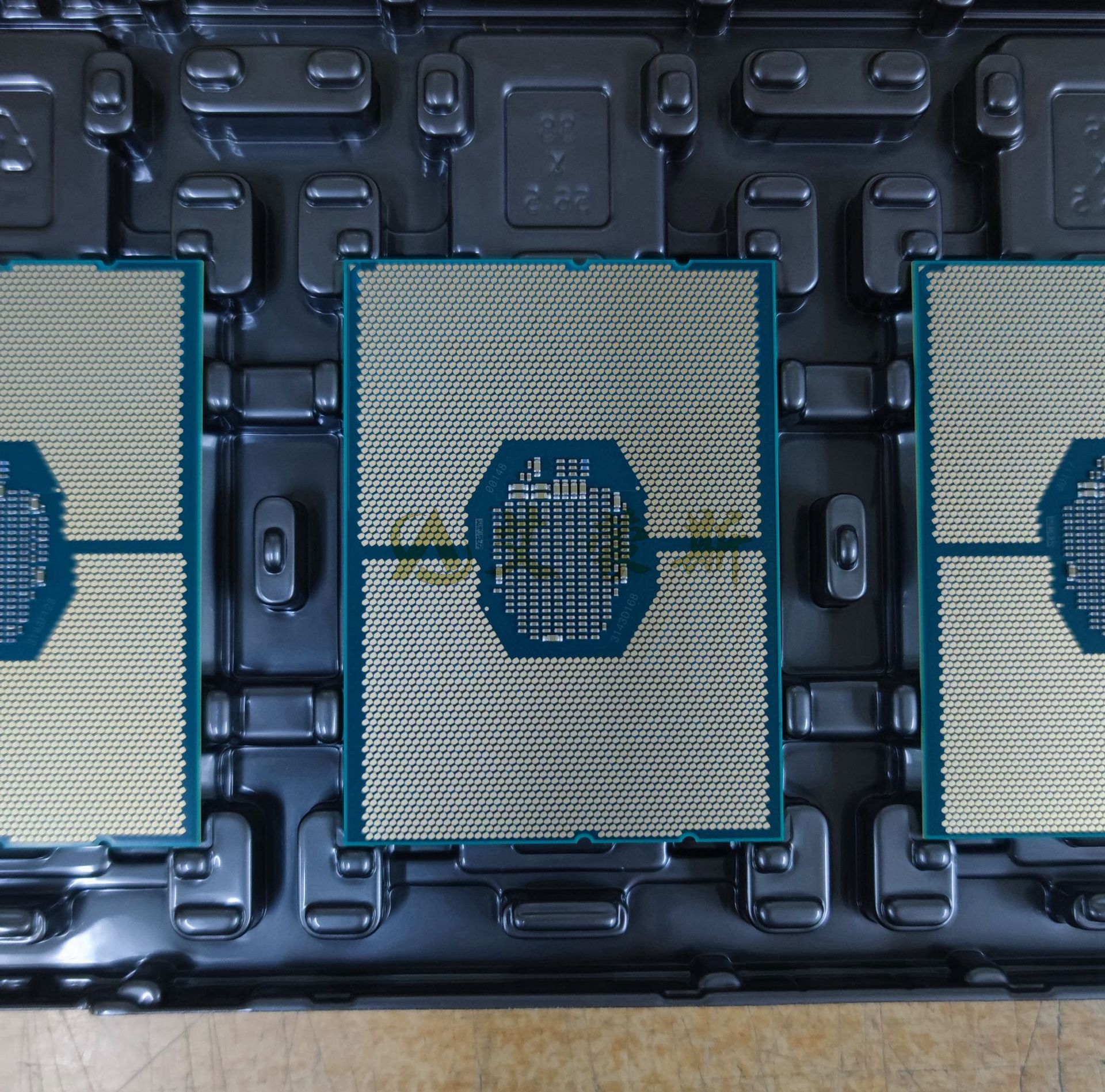 至强 银牌 4214r 处理器 16.5m 高速缓存,2.40 ghz srg1w