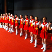 儿童中小学生演出服红领巾舞蹈服少先队员舞蹈表演服春季合唱服