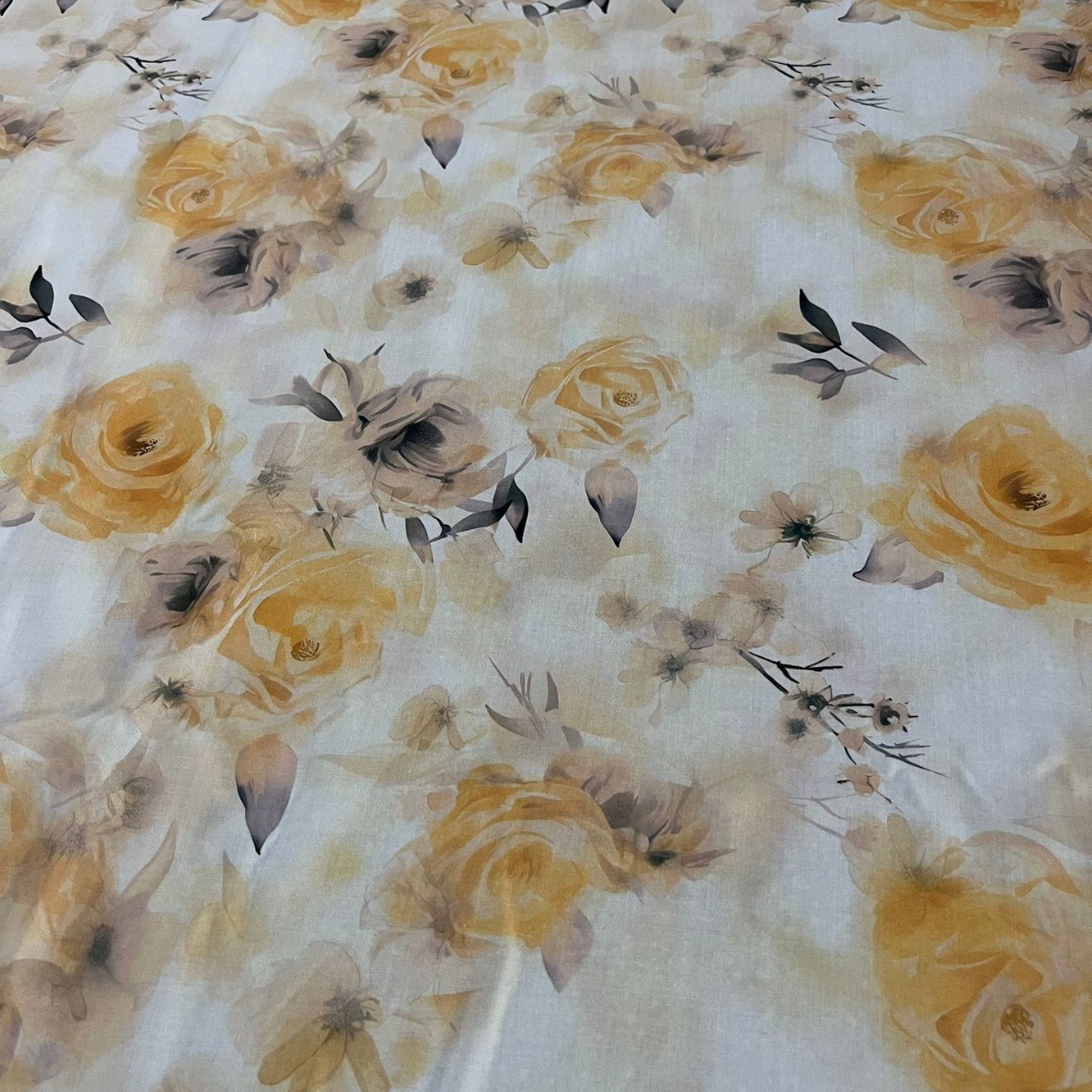 数码印花 45支棉绸 小清新花朵花型(垂感较好) 爆款女装童装面