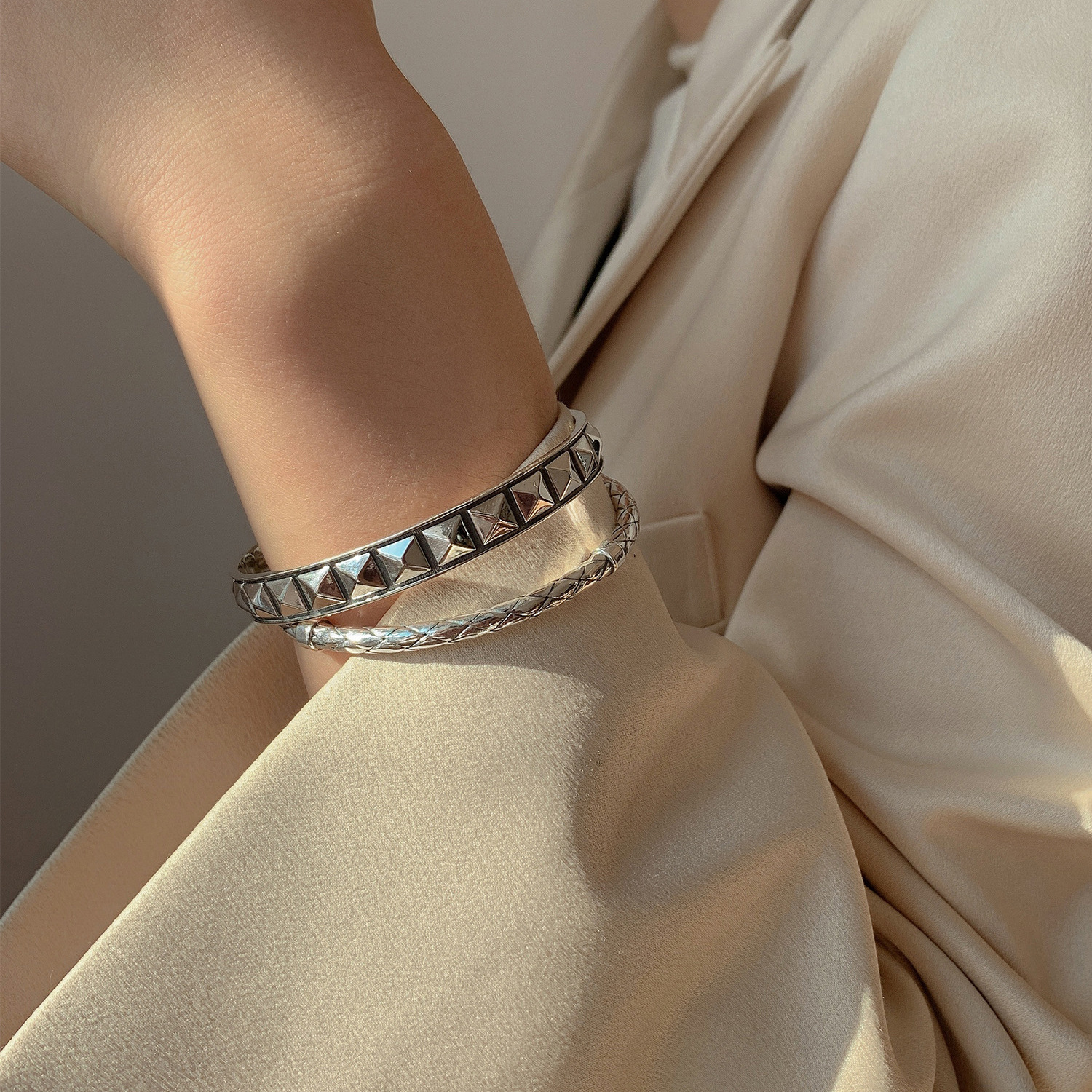 日韩叠戴组合手镯女925银ins复古菱形几何猪鼻子手环个性学生手饰