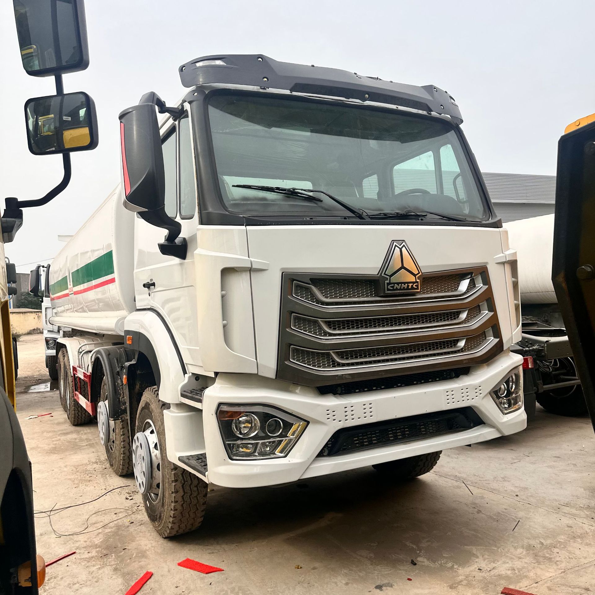 出口重汽豪沃HOWO20方大容量汽油柴油油罐车二手车工厂