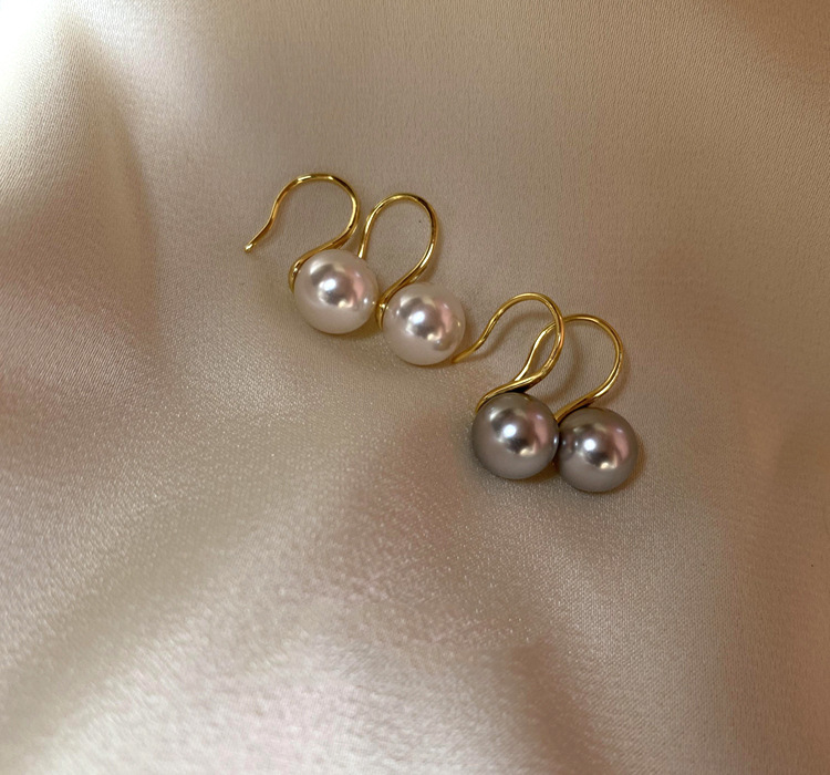 Popular 14K Gilded High Heels Really Many Hemp Silver Gray Perfect Circle Shijia Large Pearl Ear Hook Earrings Earrings