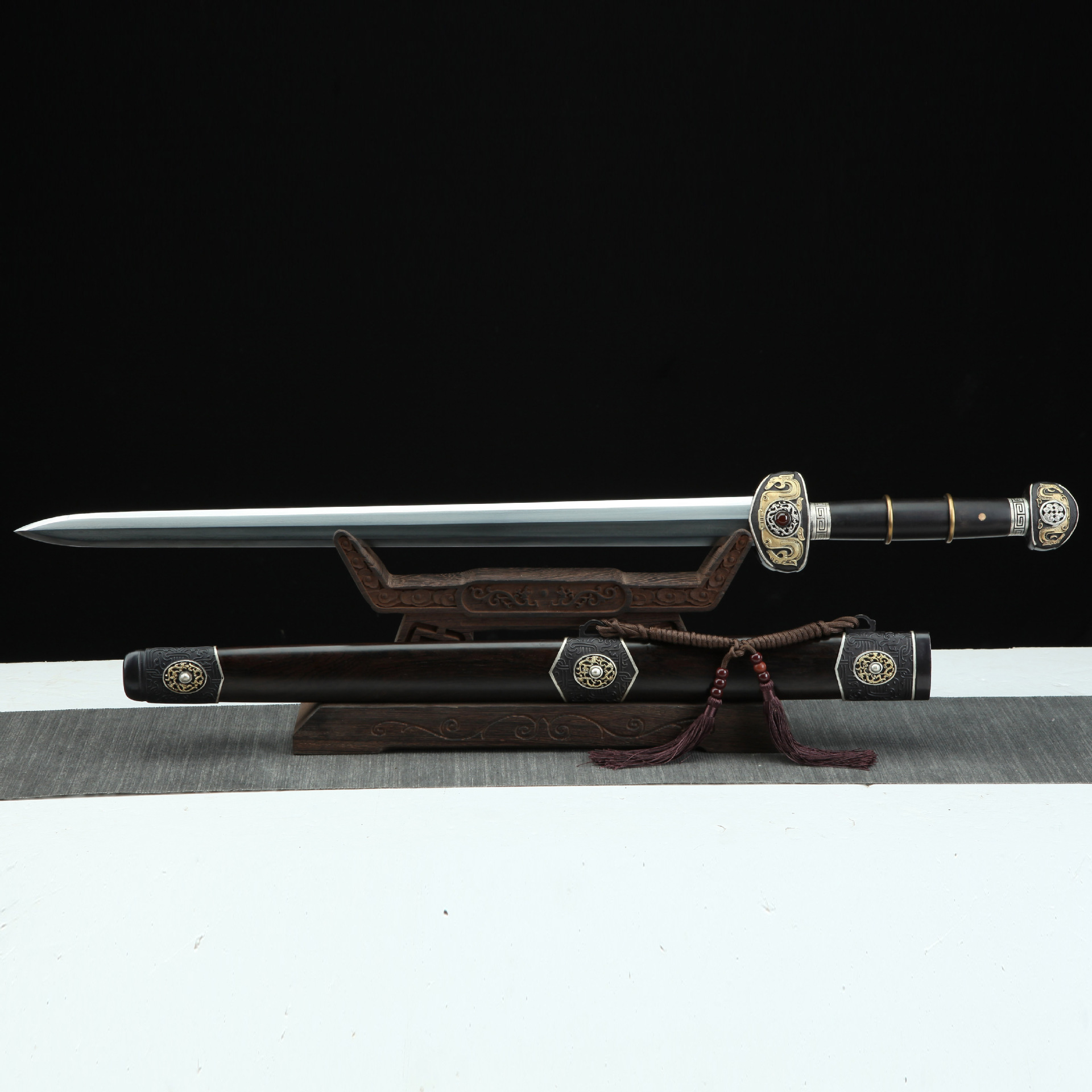 龙泉市刀剑三色铜一体八面汉剑防身兵器影视传统春秋剑长剑未开刃