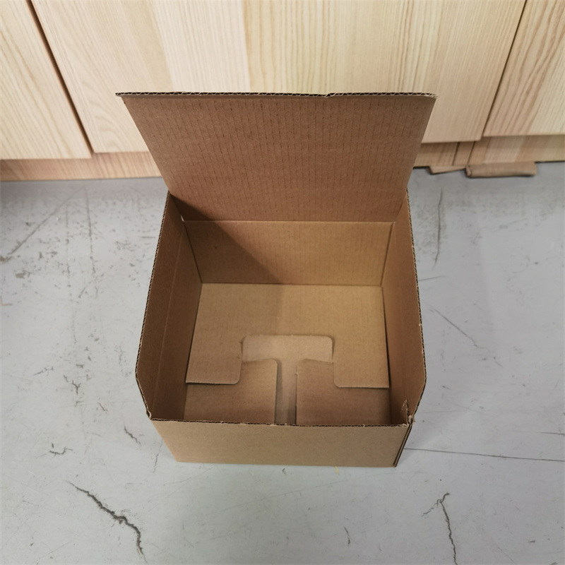 现货扣底飞机盒三层e瓦楞特硬插盖盒子18*18*10cm5个内盒可配外箱