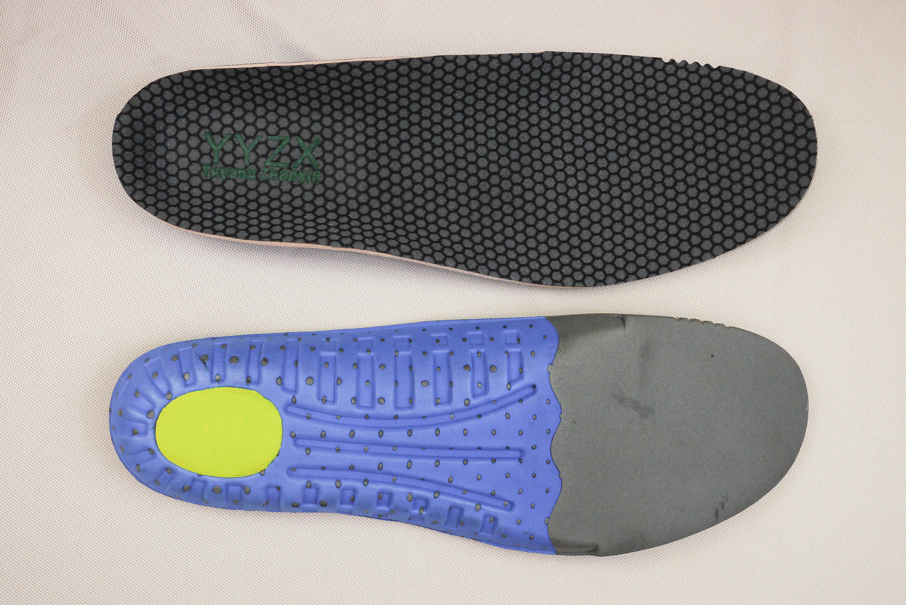 【升级推荐款】厂家直供男女高弹石墨烯防臭透气吸汗减震鞋垫可裁