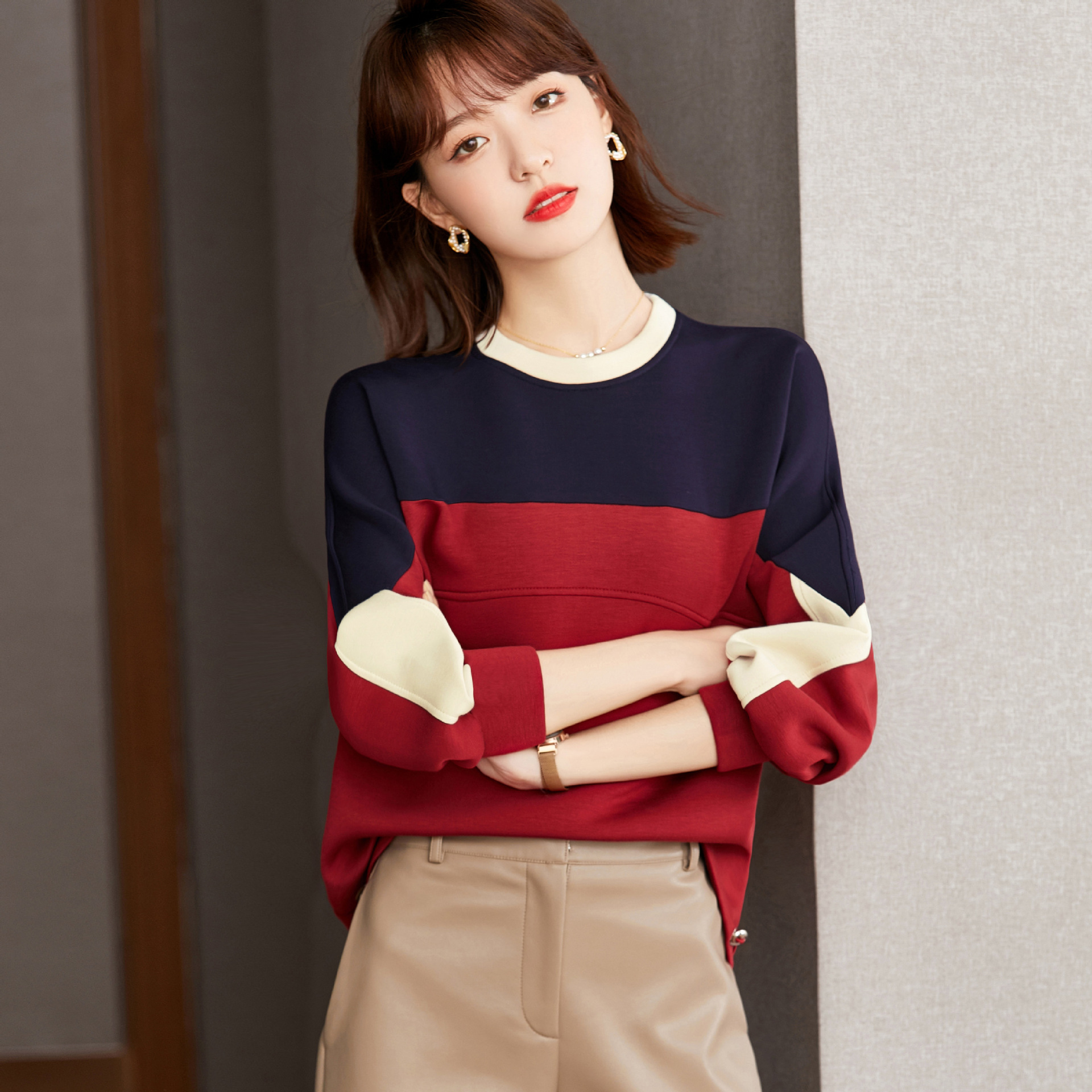 秋装下摆抽绳拼色长袖卫衣女2021新款宽松休闲设计感小众圆领上衣