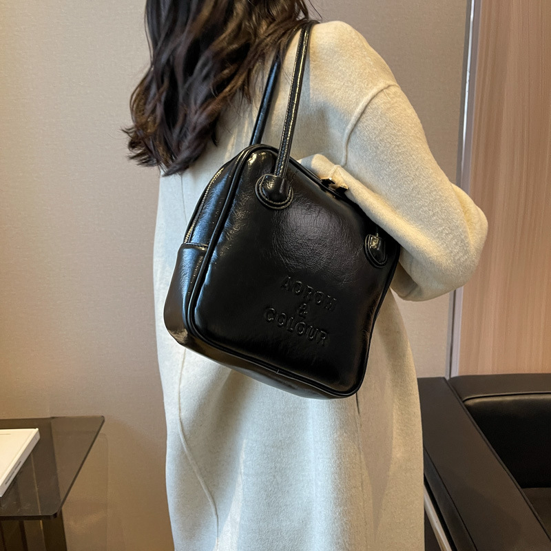 Women's Bag 2022 Winter New Fashion Simple Elegance Retro Shoulder Bag Korean Style Trendy Niche Casual Handbag