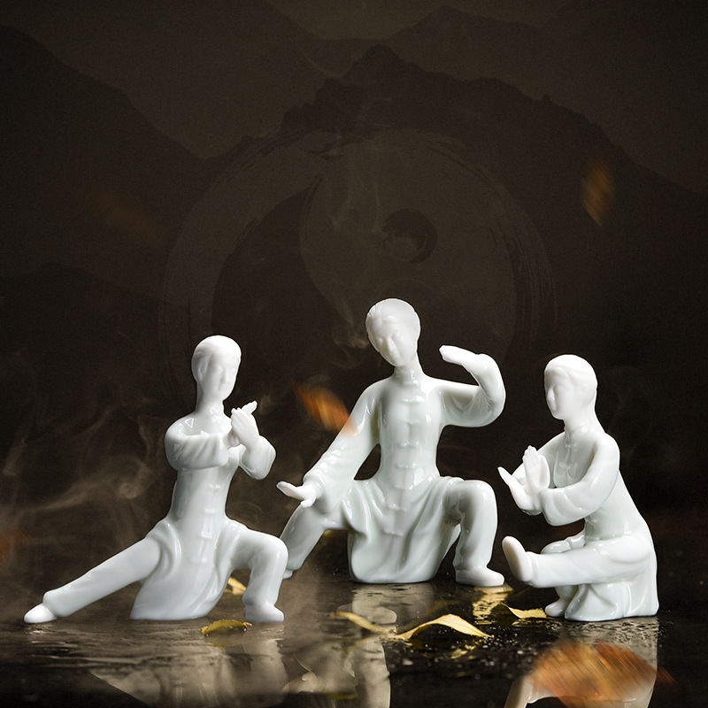 家居装饰品创意小摆件人物雕塑酒柜玄关客厅陶瓷太极办公室工艺品