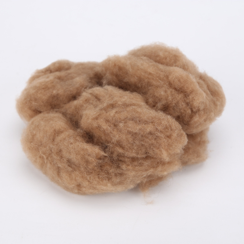 厂家直销 现货批发精细骆驼绒 面料原材料 量大价格可以详谈