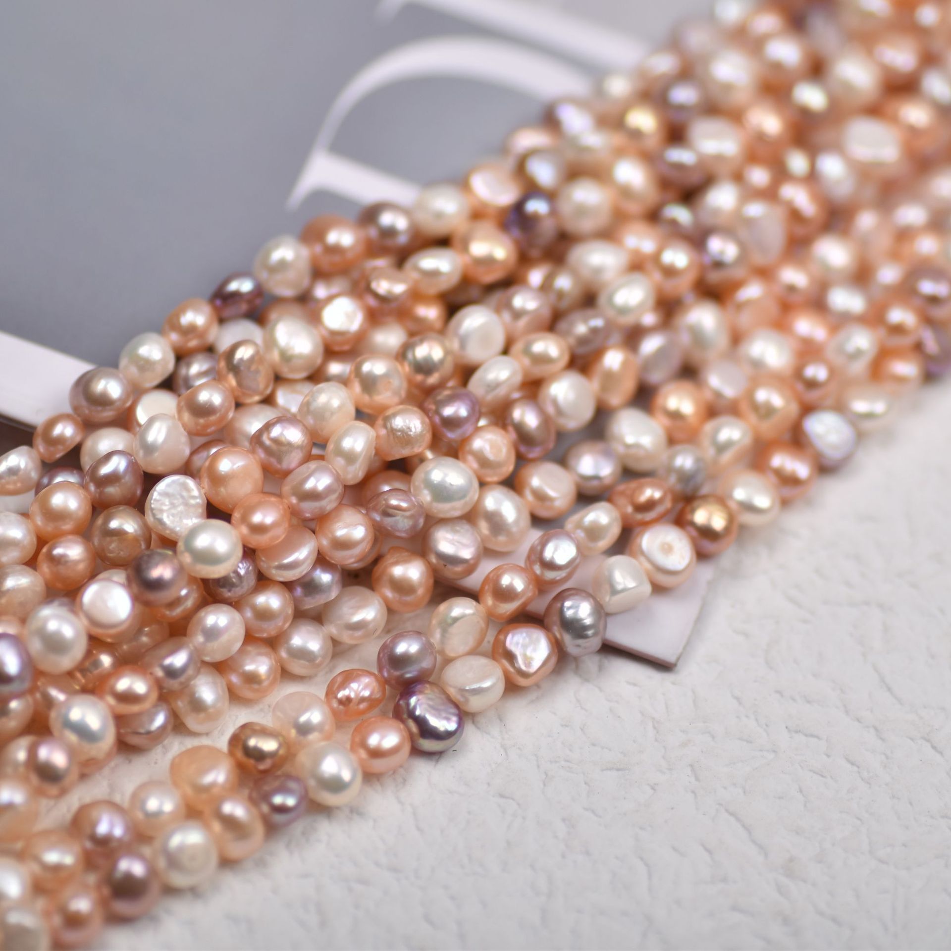 巴洛克长水滴珍珠 天然淡水珍珠牛油果绿怪色diy半成品项链批发