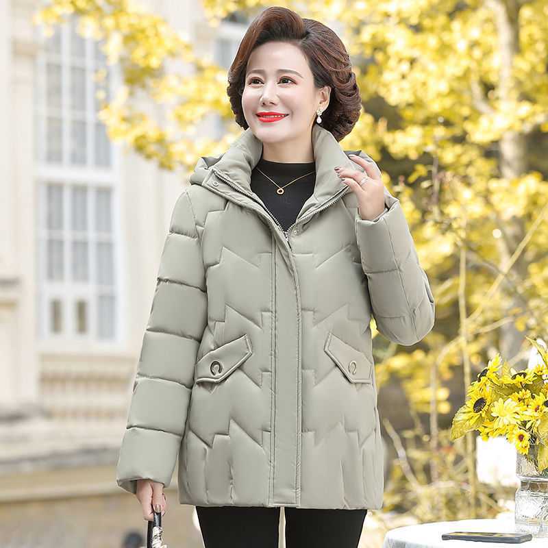 妈妈冬装外套羽绒棉服女中老年加绒加厚棉衣短款洋气保暖小棉袄