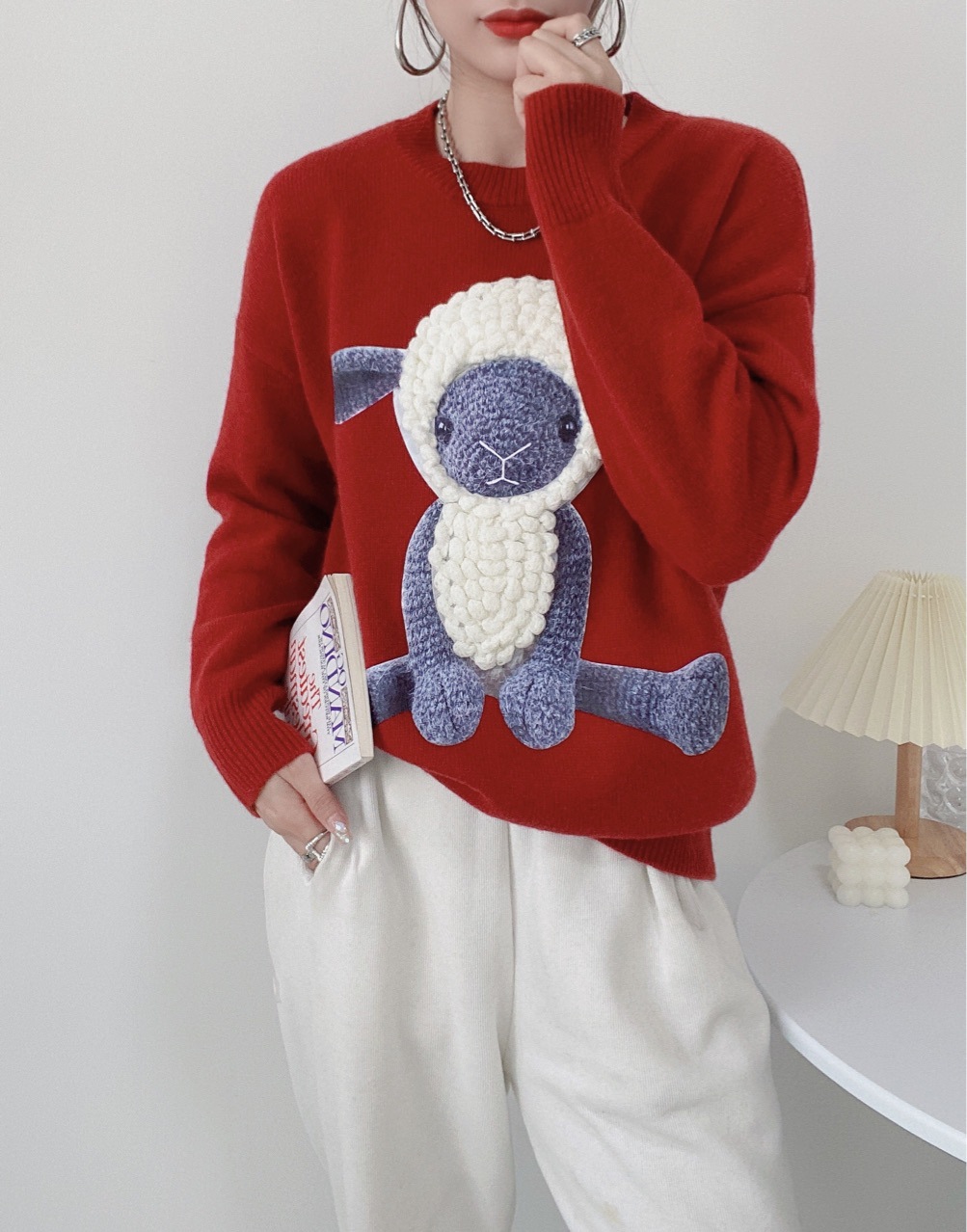 秋冬新款长袖圆领全羊毛毛衣 卡通羊刺绣宽松减龄百塔羊毛衫