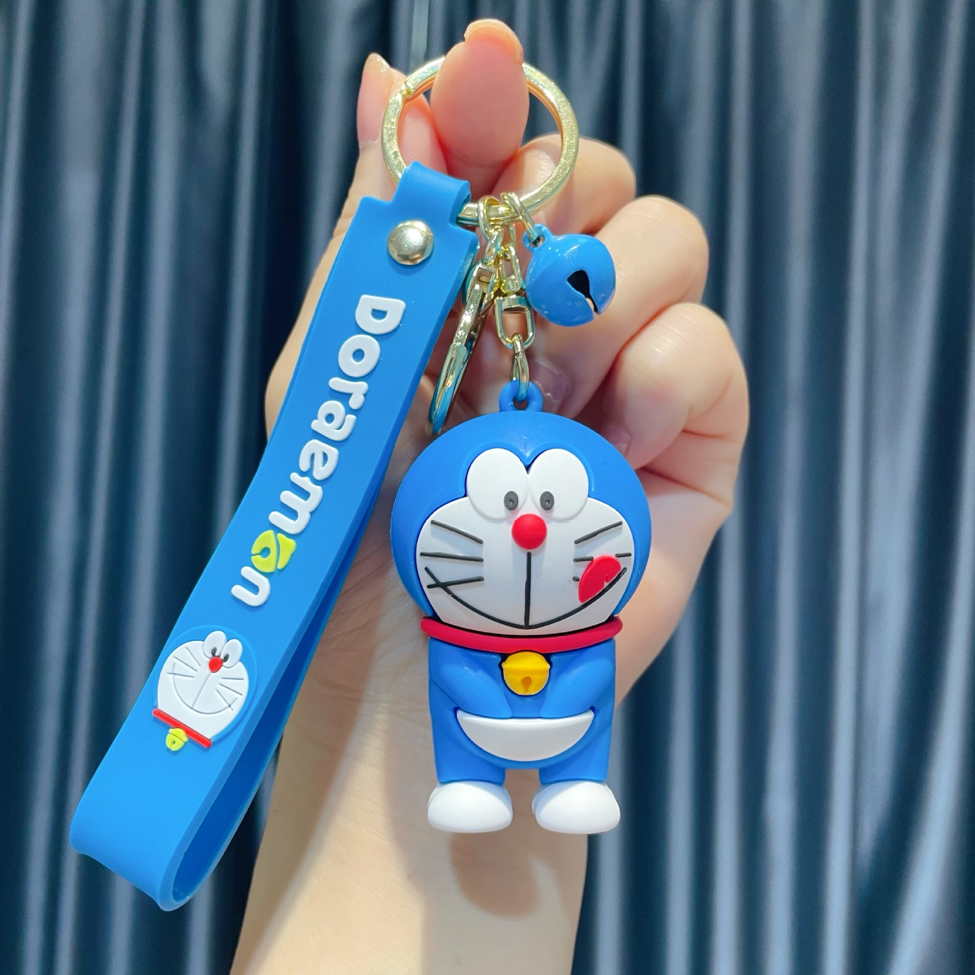 Looking Forward to New Cute Cartoon Keychain Doraemon Trendy Exquisite Creative Personality Doll Car Small Pendant