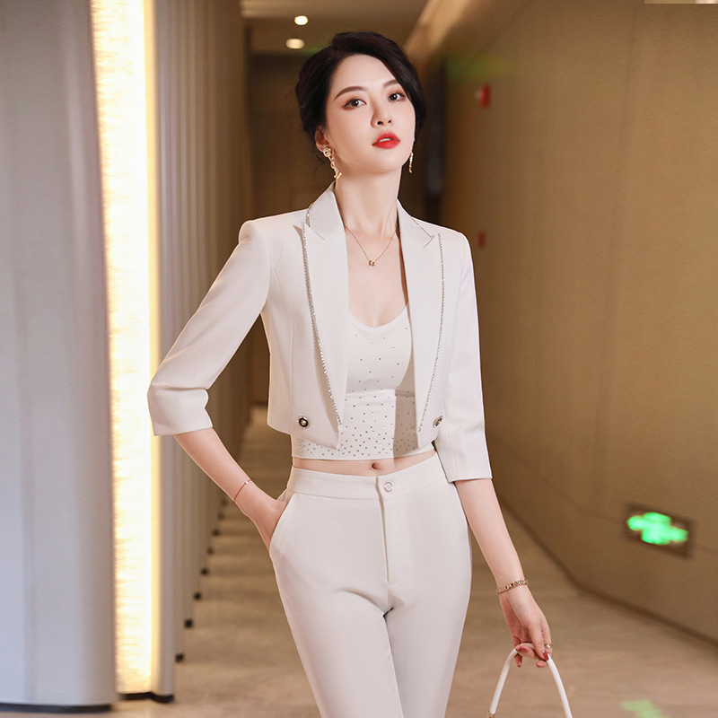 2022短款性感西服套装女士春夏季韩版时尚修身纯色百搭白小西装女