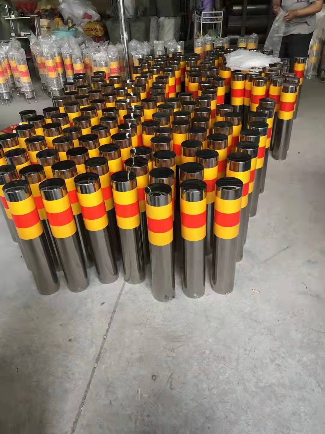 交通安全警示柱 防撞柱 反光防护柱 安全柱隔离桩 钢管固定警示柱