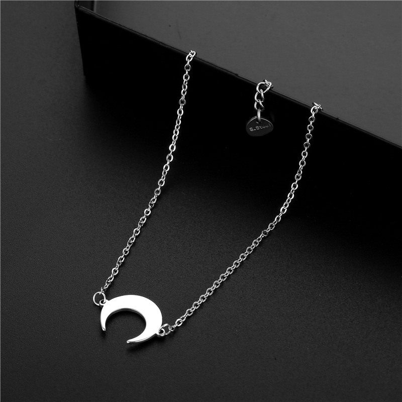 European and American Small Crescent Bracelet Stainless Steel New Amazon Moon Curved Moon Bracelet Cross-Border Sold Jewelry Supply Wholesale