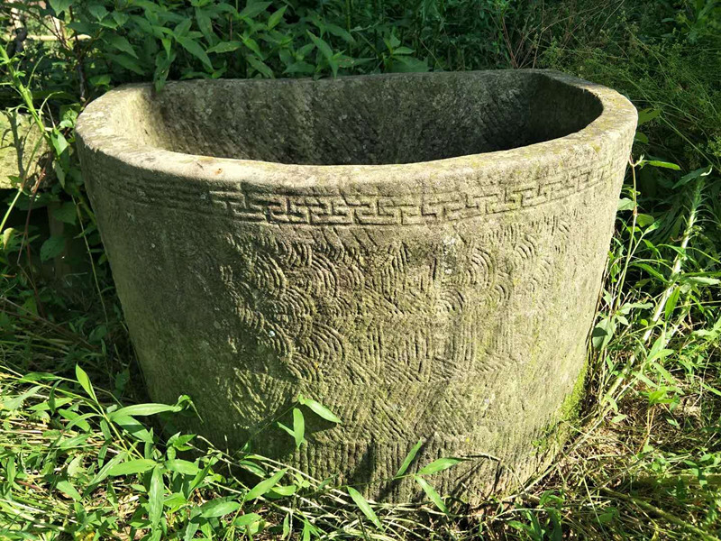 青石老旧石槽古石缸石头鱼缸水缸庭院流水摆件养鱼水槽园林石雕